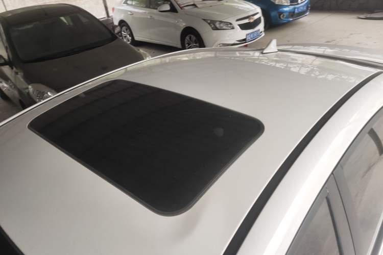 Used Hyundai Elantra (6th Generation / Lingdong) 2020 1.5L CVT Smart & Stylish – Elite Version Roof