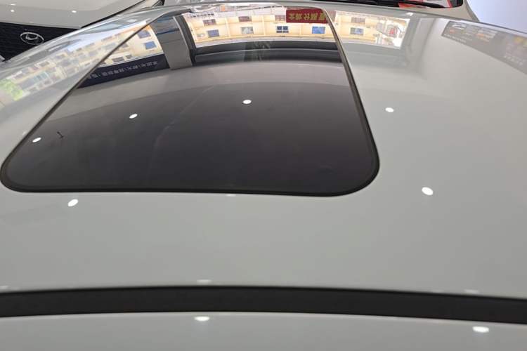 Used Hyundai Elantra (6th Generation / Lingdong) 2020 1.5L CVT Smart & Stylish – Elite Version Roof