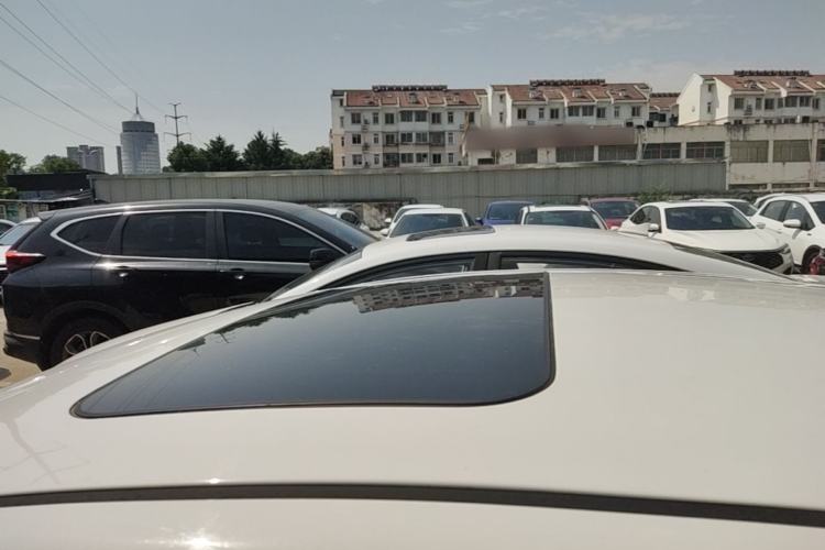 Used Hyundai Elantra (6th Generation / Lingdong) 2020 1.5L CVT Smart & Stylish – Elite Version Roof