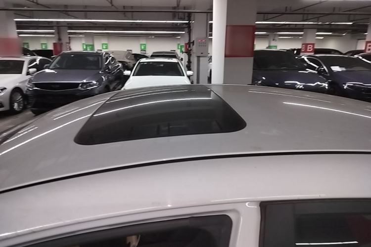 Used Hyundai Elantra (6th Generation / Lingdong) 2020 1.5L CVT Smart & Stylish – Elite Version Roof