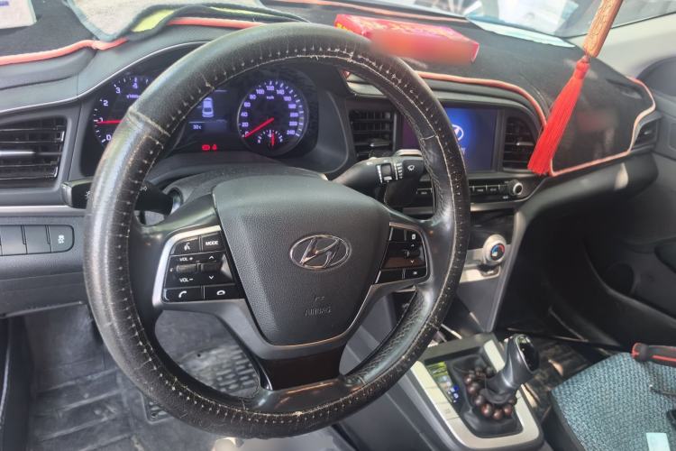 Used Hyundai Elantra (6th Generation / Lingdong) 2020 1.5L CVT Smart & Stylish – Elite Version Steering Wheel