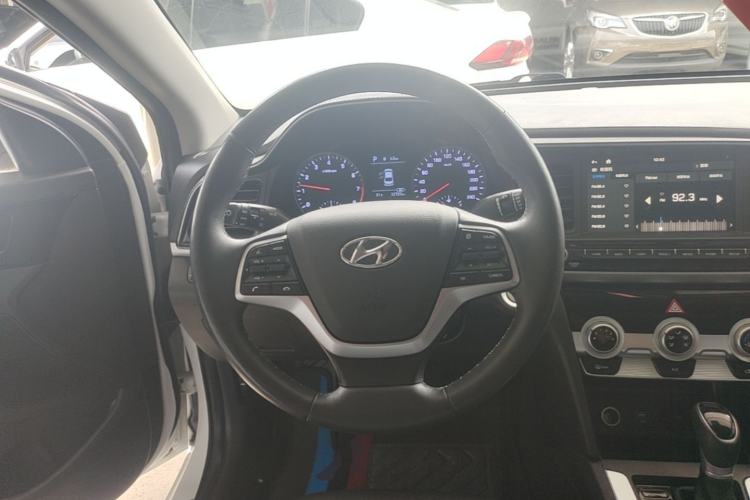 Used Hyundai Elantra (6th Generation / Lingdong) 2020 1.5L CVT Smart & Stylish – Elite Version Steering Wheel
