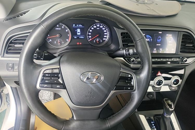 Used Hyundai Elantra (6th Generation / Lingdong) 2020 1.5L CVT Smart & Stylish – Elite Version Steering Wheel
