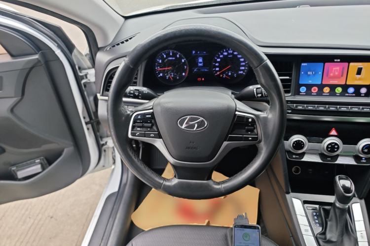 Used Hyundai Elantra (6th Generation / Lingdong) 2020 1.5L CVT Smart & Stylish – Elite Version Steering Wheel