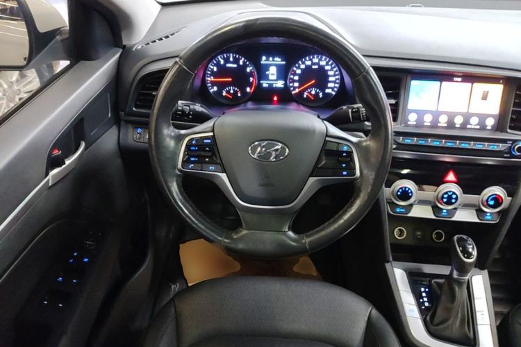 Used Hyundai Elantra (6th Generation / Lingdong) 2020 1.5L CVT Smart & Stylish – Elite Version Steering Wheel