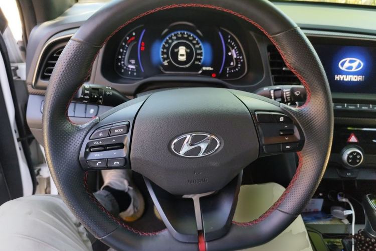 Used Hyundai Elantra (6th Generation / Lingdong) 2020 1.4T Dual-Clutch Xuan Dong · Dynamic Version Steering Wheel