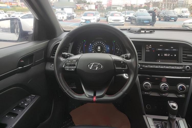 Used Hyundai Elantra (6th Generation / Lingdong) 2020 1.4T Dual-Clutch Xuan Dong · Dynamic Version Steering Wheel