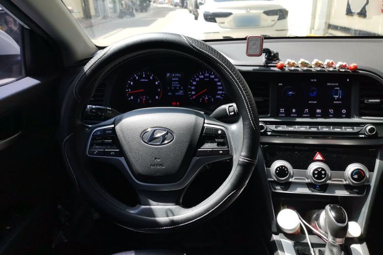 Used Hyundai Elantra (6th Generation / Lingdong) 2020 1.5L CVT Smart & Stylish – Elite Version Steering Wheel