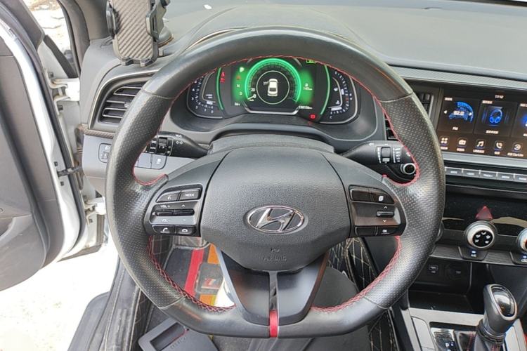 Used Hyundai Elantra (6th Generation / Lingdong) 2020 1.4T Dual-Clutch Xuan Dong · Dynamic Version Steering Wheel