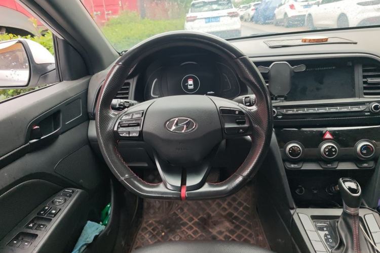 Used Hyundai Elantra (6th Generation / Lingdong) 2020 1.4T Dual-Clutch Xuan Dong · Dynamic Version Steering Wheel