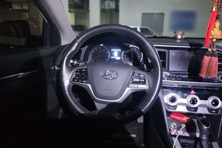 Used Hyundai Elantra (6th Generation / Lingdong) 2020 1.5L CVT Smart & Stylish – Elite Version Steering Wheel