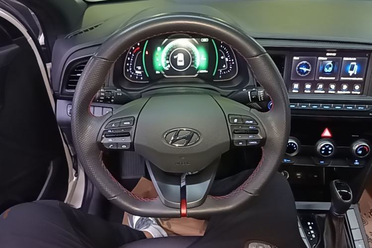 Used Hyundai Elantra (6th Generation / Lingdong) 2020 1.4T Dual-Clutch Xuan Dong · Dynamic Version Steering Wheel