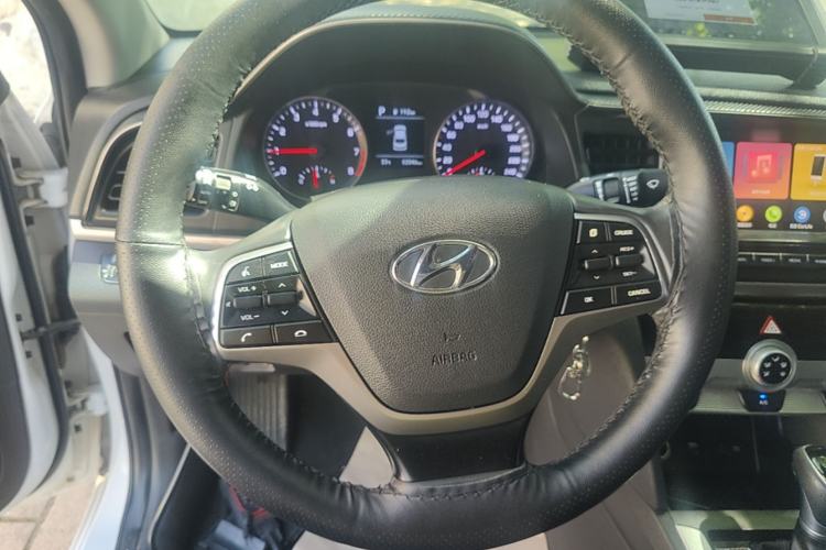 Used Hyundai Elantra (6th Generation / Lingdong) 2020 1.5L CVT Smart & Stylish – Elite Version Steering Wheel
