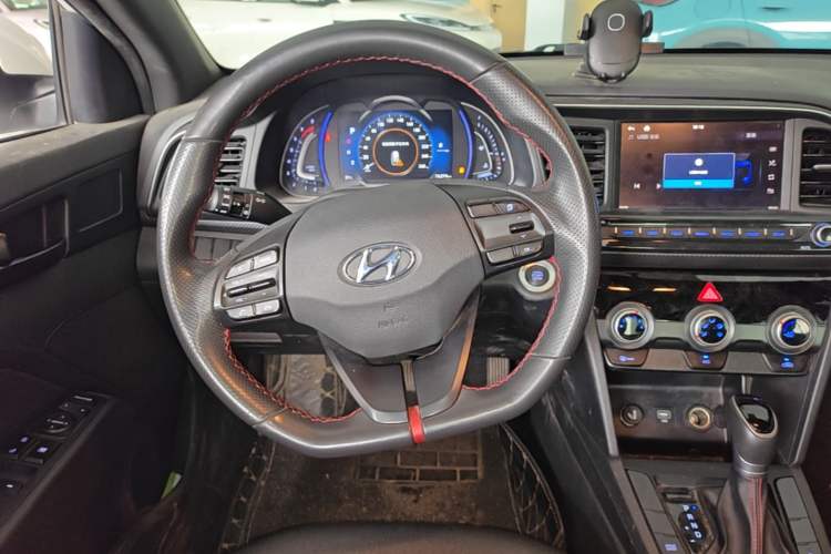 Used Hyundai Elantra (6th Generation / Lingdong) 2020 1.4T Dual-Clutch Xuan Dong · Dynamic Version Steering Wheel