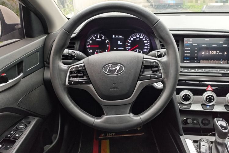 Used Hyundai Elantra (6th Generation / Lingdong) 2020 1.5L CVT Smart & Stylish – Elite Version Steering Wheel
