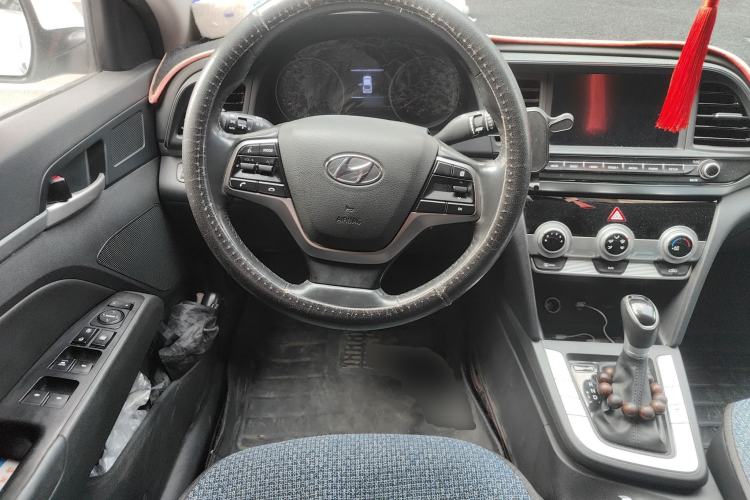 Used Hyundai Elantra (6th Generation / Lingdong) 2020 1.5L CVT Smart & Stylish – Elite Version Steering Wheel