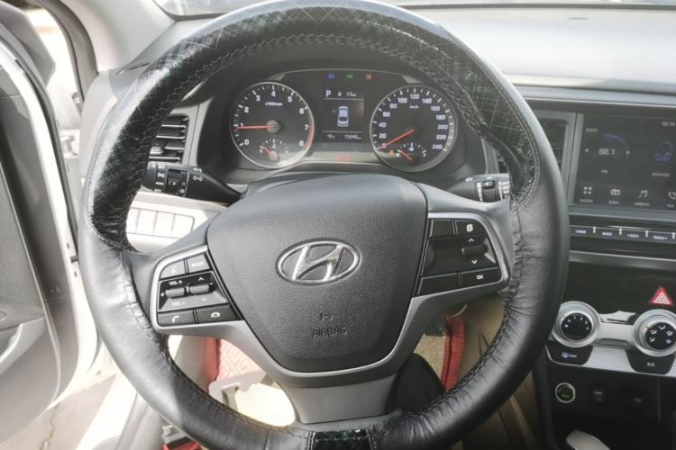 Used Hyundai Elantra (6th Generation / Lingdong) 2020 1.5L CVT Smart & Stylish – Elite Version Steering Wheel