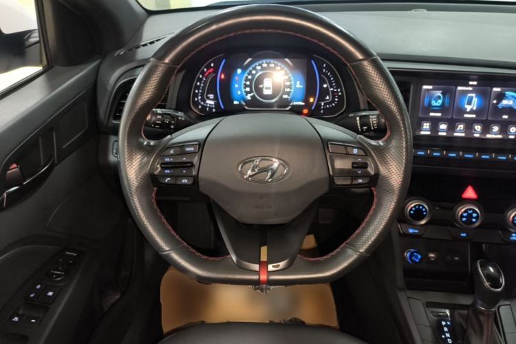 Used Hyundai Elantra (6th Generation / Lingdong) 2020 1.4T Dual-Clutch Xuan Dong · Dynamic Version Steering Wheel