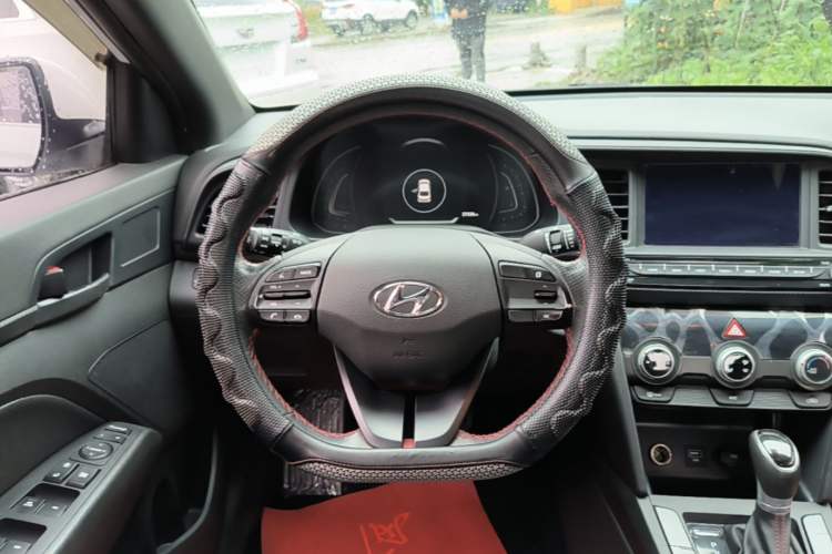 Used Hyundai Elantra (6th Generation / Lingdong) 2020 1.4T Dual-Clutch Xuan Dong · Dynamic Version Steering Wheel