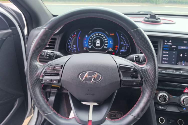 Used Hyundai Elantra (6th Generation / Lingdong) 2020 1.4T Dual-Clutch Xuan Dong · Dynamic Version Steering Wheel