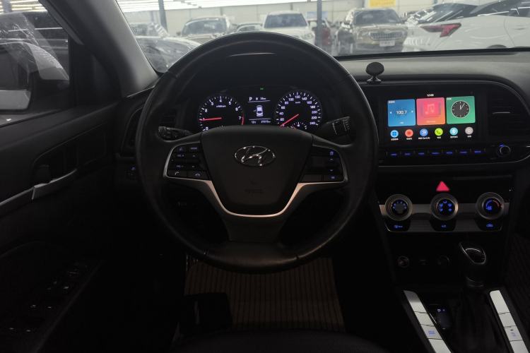 Used Hyundai Elantra (6th Generation / Lingdong) 2020 1.5L CVT Smart & Stylish – Elite Version Steering Wheel