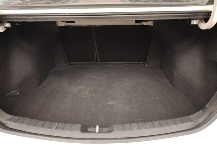 Used Hyundai Elantra (6th Generation / Lingdong) 2020 1.4T Dual-Clutch Xuan Dong · Dynamic Version Trunk