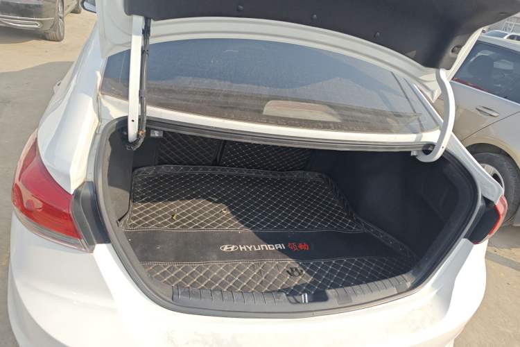 Used Hyundai Elantra (6th Generation / Lingdong) 2020 1.5L CVT Smart & Stylish – Elite Version Trunk