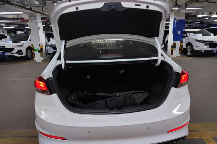 Used Hyundai Elantra (6th Generation / Lingdong) 2020 1.4T Dual-Clutch Xuan Dong · Dynamic Version Trunk