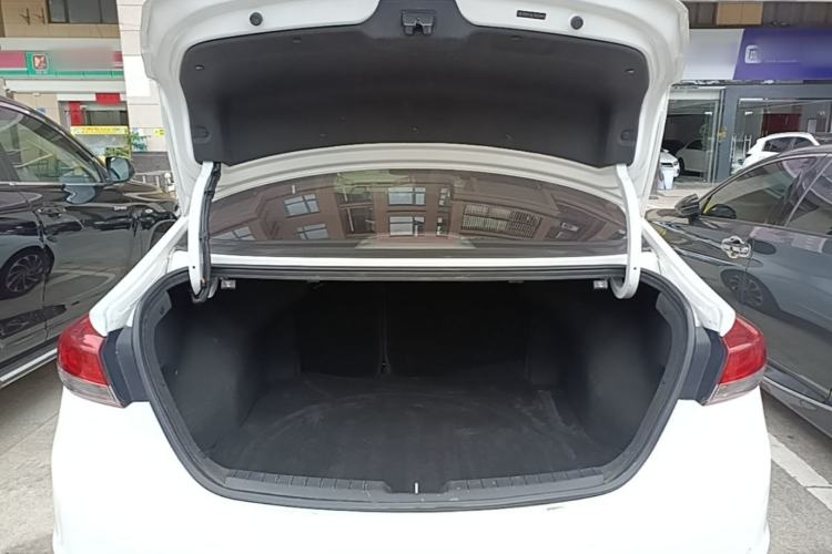 Used Hyundai Elantra (6th Generation / Lingdong) 2020 1.5L CVT Smart & Stylish – Elite Version Trunk