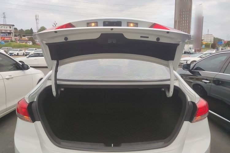 Used Hyundai Elantra (6th Generation / Lingdong) 2020 1.4T Dual-Clutch Xuan Dong · Dynamic Version Trunk
