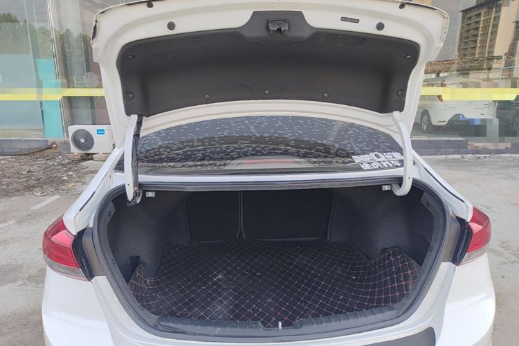 Used Hyundai Elantra (6th Generation / Lingdong) 2020 1.4T Dual-Clutch Xuan Dong · Dynamic Version Trunk