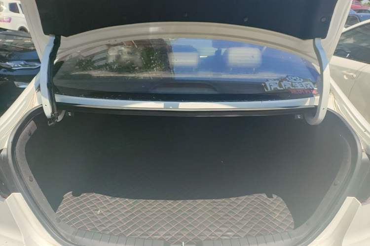 Used Hyundai Elantra (6th Generation / Lingdong) 2020 1.5L CVT Smart & Stylish – Elite Version Trunk