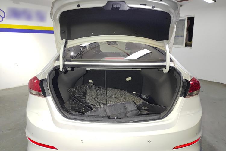 Used Hyundai Elantra (6th Generation / Lingdong) 2020 1.4T Dual-Clutch Xuan Dong · Dynamic Version Trunk