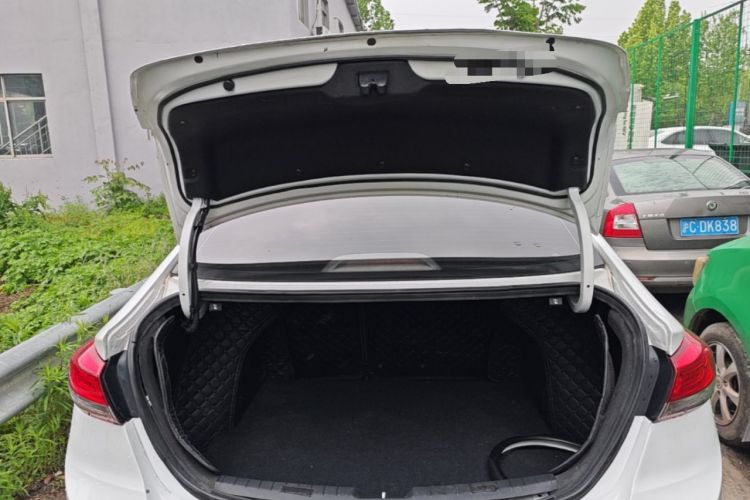 Used Hyundai Elantra (6th Generation / Lingdong) 2020 1.5L CVT Smart & Stylish – Elite Version Trunk
