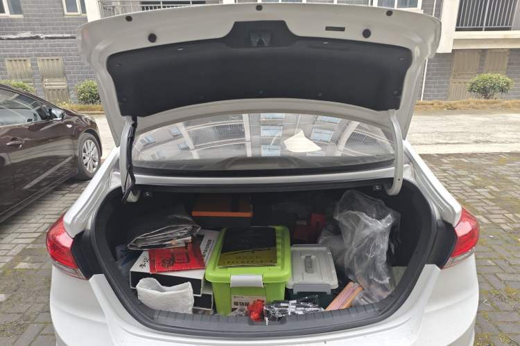 Used Hyundai Elantra (6th Generation / Lingdong) 2020 1.5L CVT Smart & Stylish – Elite Version Trunk
