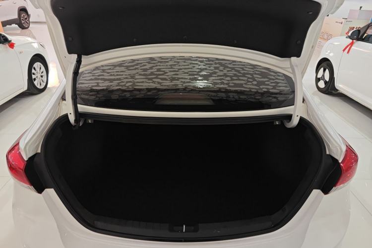 Used Hyundai Elantra (6th Generation / Lingdong) 2020 1.4T Dual-Clutch Xuan Dong · Dynamic Version Trunk
