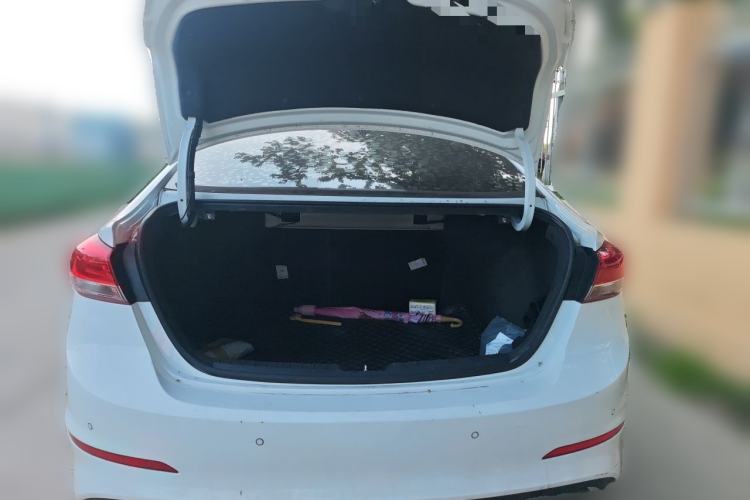 Used Hyundai Elantra (6th Generation / Lingdong) 2020 1.4T Dual-Clutch Xuan Dong · Dynamic Version Trunk