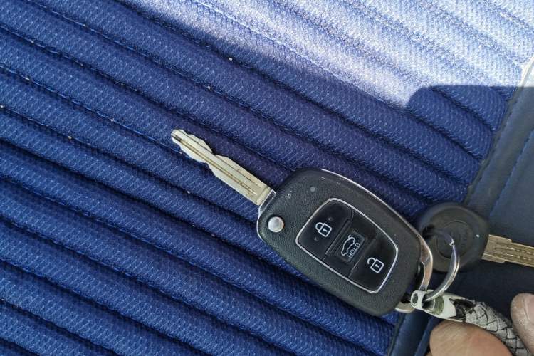 Used Hyundai Elantra (6th Generation / Lingdong) 2020 1.5L CVT Smart & Stylish – Elite Version Vehicle Key