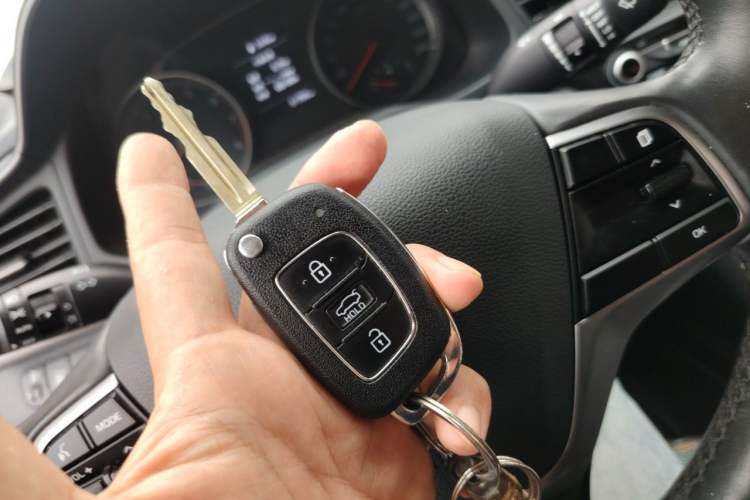 Used Hyundai Elantra (6th Generation / Lingdong) 2020 1.5L CVT Smart & Stylish – Elite Version Vehicle Key