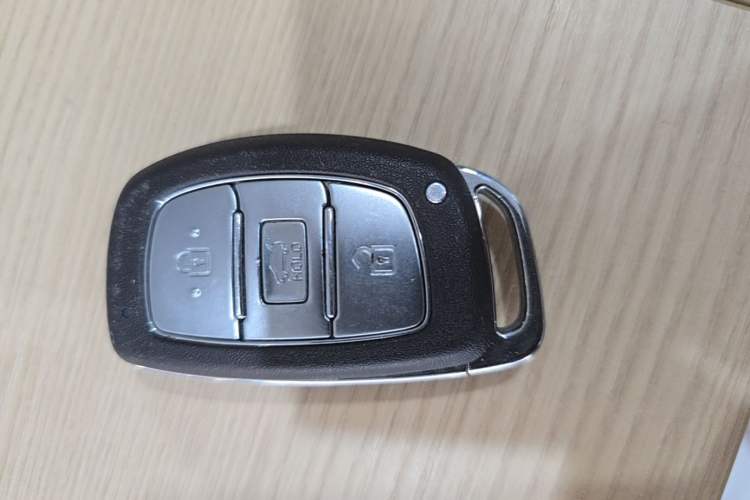 Used Hyundai Elantra (6th Generation / Lingdong) 2020 1.5L CVT Smart & Stylish – Elite Version Vehicle Key