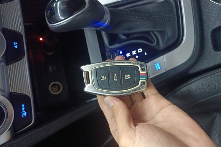 Used Hyundai Elantra (6th Generation / Lingdong) 2020 1.5L CVT Smart & Stylish – Elite Version Vehicle Key