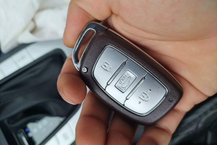 Used Hyundai Elantra (6th Generation / Lingdong) 2020 1.5L CVT Smart & Stylish – Elite Version Vehicle Key