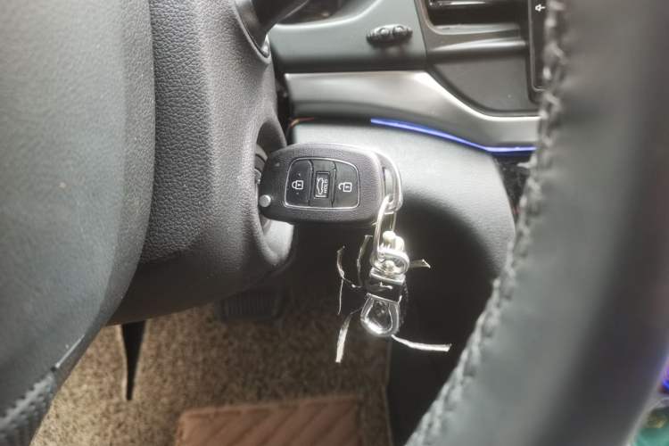 Used Hyundai Elantra (6th Generation / Lingdong) 2020 1.5L CVT Smart & Stylish – Elite Version Vehicle Key