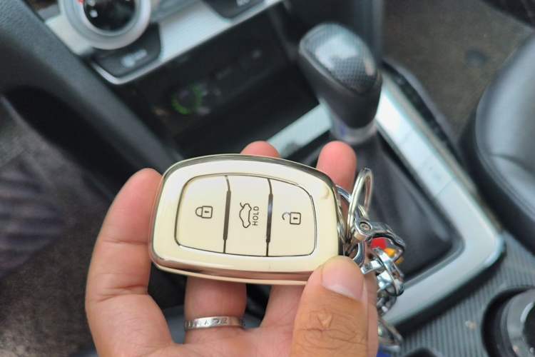 Used Hyundai Elantra (6th Generation / Lingdong) 2020 1.5L CVT Smart & Stylish – Elite Version Vehicle Key