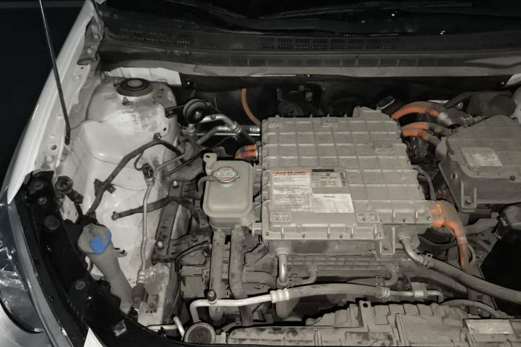 Used Hyundai Elantra EV 2017 GS PLUS Edition Engine Bay Right