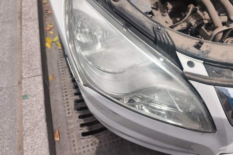 Used Hyundai Elantra EV 2017 GS PLUS Edition Right Front Headlight