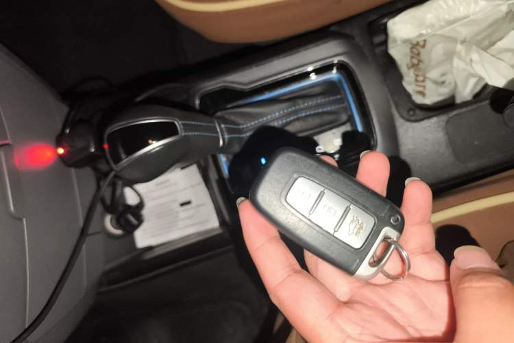 Used Hyundai Elantra EV 2017 GS PLUS Edition Vehicle Key