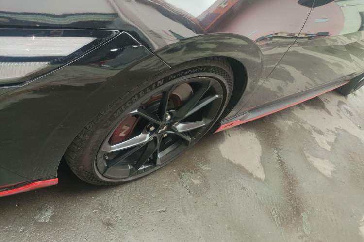 Used Hyundai Elantra N 2023 2.0T Sport Package Edition Left Front Wheel Hub