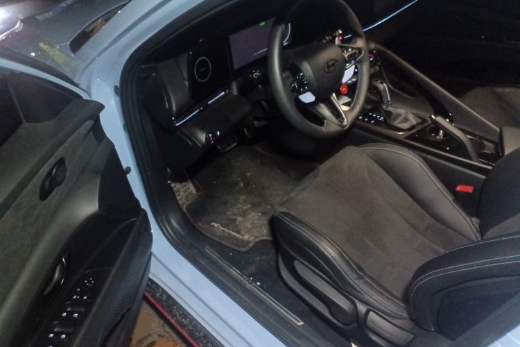 Used Hyundai Elantra N 2023 2.0T Sport Package Edition Driver Seat