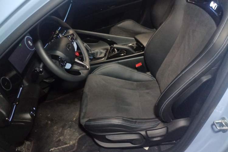 Used Hyundai Elantra N 2023 2.0T Sport Package Edition Left Front Seat